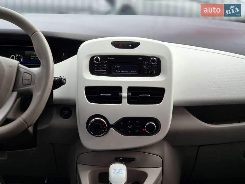 Хетчбек Renault Zoe 2018 в Бердичеві фото 50 Хетчбек Renault Zoe 2018 в Бердичеві