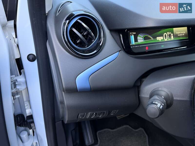 Хетчбек Renault Zoe 2017 в Чернівцях фото 20 Хетчбек Renault Zoe 2017 в Чернівцях