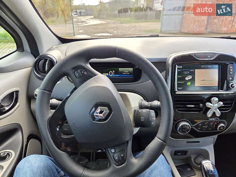 Хэтчбек Renault Zoe 2016 в Черновцах фото 17 Хэтчбек Renault Zoe 2016 в Черновцах