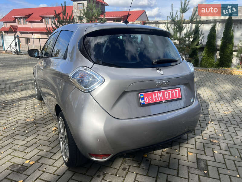 Хетчбек Renault Zoe 2015 в Золочеві