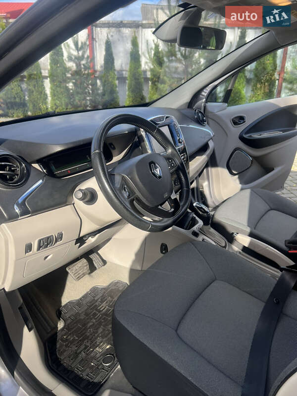 Хетчбек Renault Zoe 2015 в Золочеві