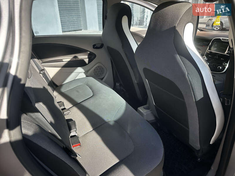 Хетчбек Renault Zoe 2015 в Вінниці
