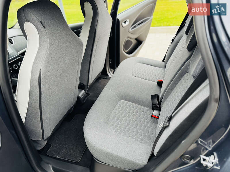 Хэтчбек Renault Zoe 2021 в Здолбунове