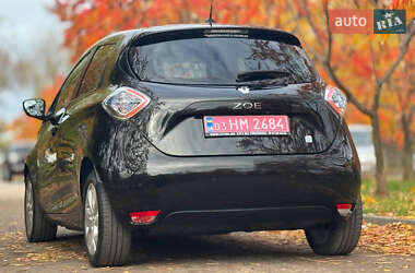 Хетчбек Renault Zoe 2015 в 