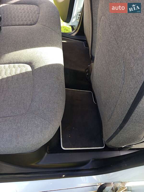 Хэтчбек Renault Zoe 2020 в Ходорове