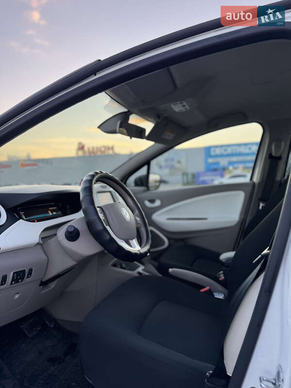 Хэтчбек Renault Zoe 2018 в Киеве фото 11 Хэтчбек Renault Zoe 2018 в Киеве