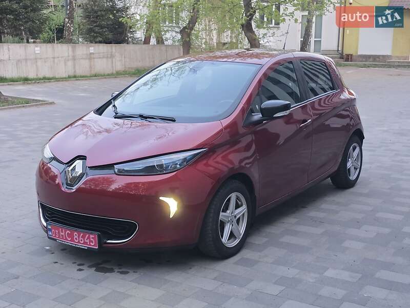 Хэтчбек Renault Zoe 2017 в Львове
