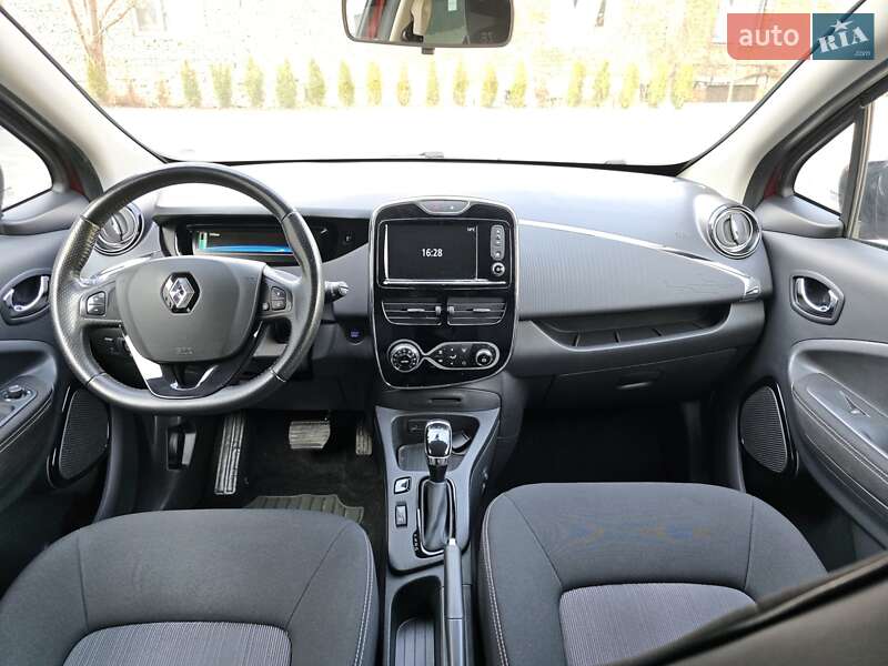 Хэтчбек Renault Zoe 2017 в Львове