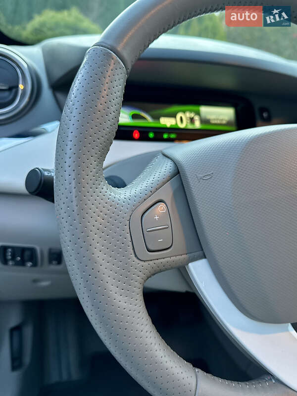 Хэтчбек Renault Zoe 2017 в Самборе фото 39 Хэтчбек Renault Zoe 2017 в Самборе