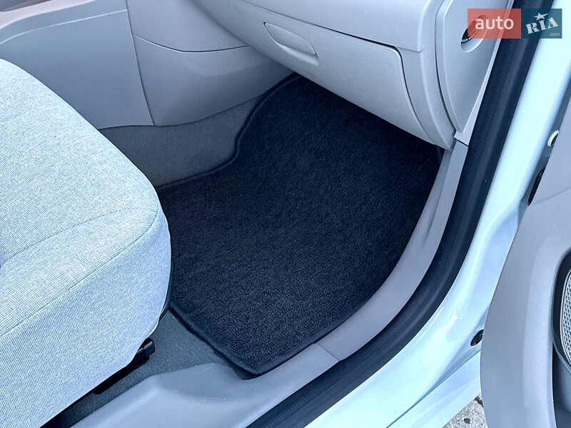 Хэтчбек Renault Zoe 2017 в Самборе фото 68 Хэтчбек Renault Zoe 2017 в Самборе