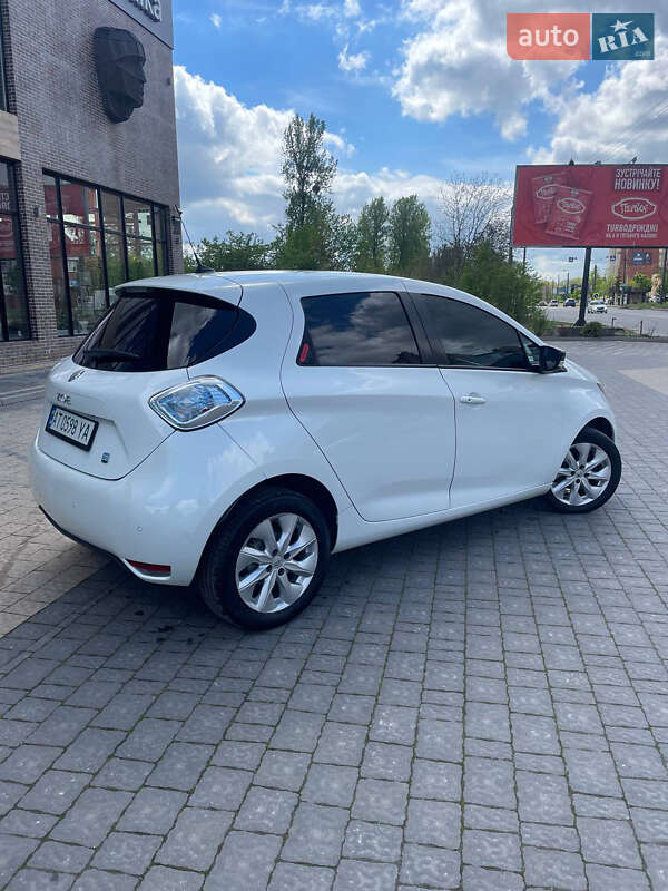 Хетчбек Renault Zoe 2013 в Івано-Франківську