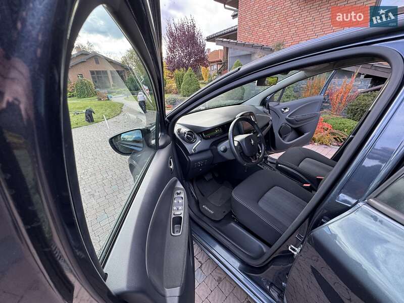 Хэтчбек Renault Zoe 2018 в Луцке