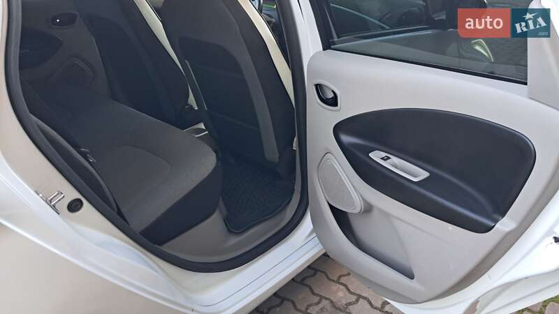 Хетчбек Renault Zoe 2016 в Львові фото 13 Хетчбек Renault Zoe 2016 в Львові