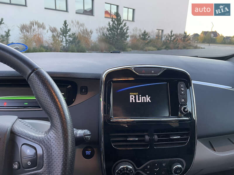 Хэтчбек Renault Zoe 2016 в Луцке фото 21 Хэтчбек Renault Zoe 2016 в Луцке