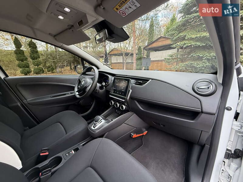 Хэтчбек Renault Zoe 2020 в Дрогобыче фото 15 Хэтчбек Renault Zoe 2020 в Дрогобыче