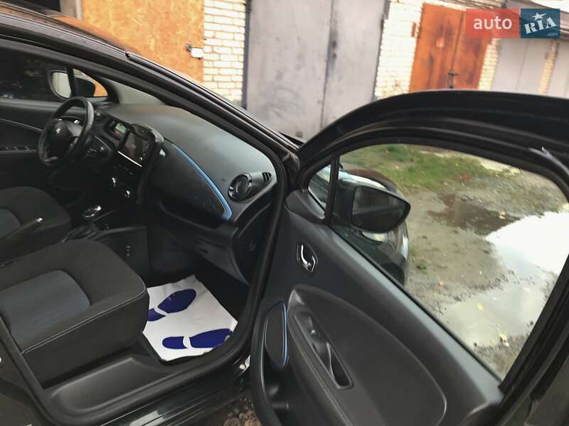 Хэтчбек Renault Zoe 2017 в Луцке