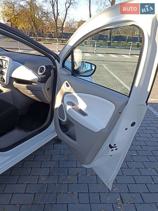 Хетчбек Renault Zoe 2015 в Коломиї фото 17 Хетчбек Renault Zoe 2015 в Коломиї