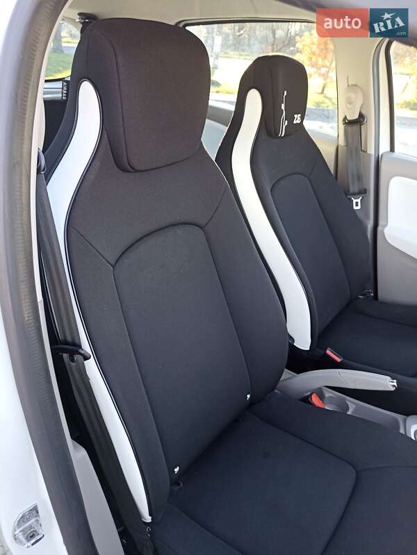 Хетчбек Renault Zoe 2015 в Коломиї фото 23 Хетчбек Renault Zoe 2015 в Коломиї