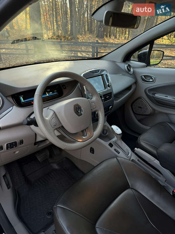 Хэтчбек Renault Zoe 2017 в Бродах фото 19 Хэтчбек Renault Zoe 2017 в Бродах