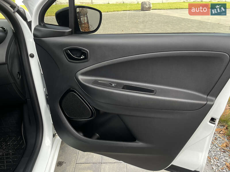 Хэтчбек Renault Zoe 2020 в Луцке фото 20 Хэтчбек Renault Zoe 2020 в Луцке