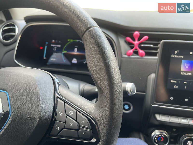 Хэтчбек Renault Zoe 2020 в Луцке фото 25 Хэтчбек Renault Zoe 2020 в Луцке