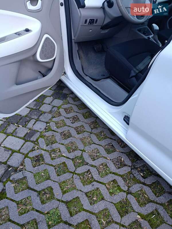 Хэтчбек Renault Zoe 2018 в Черновцах