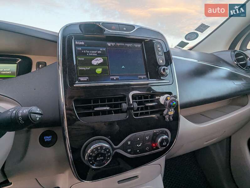 Хэтчбек Renault Zoe 2016 в Дрогобыче