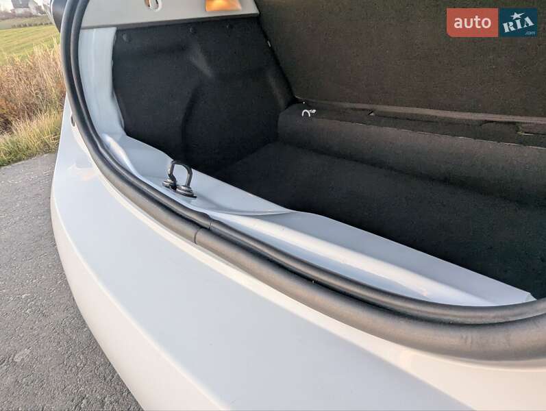 Хэтчбек Renault Zoe 2016 в Дрогобыче