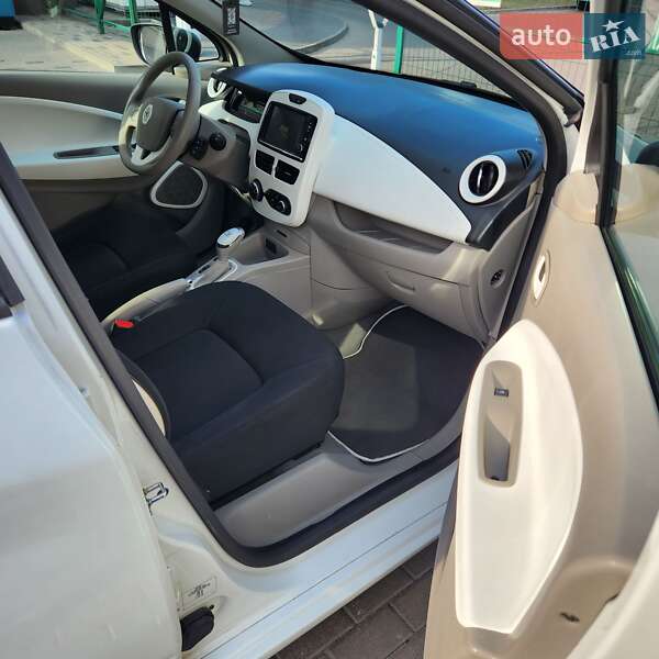 Хэтчбек Renault Zoe 2017 в Ровно фото 11 Хэтчбек Renault Zoe 2017 в Ровно