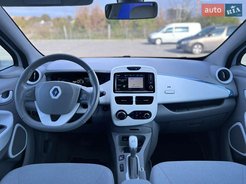 Хэтчбек Renault Zoe 2014 в Дубно