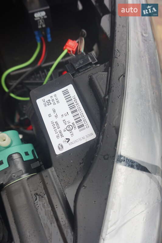 Хэтчбек Renault Zoe 2018 в Самборе фото 55 Хэтчбек Renault Zoe 2018 в Самборе