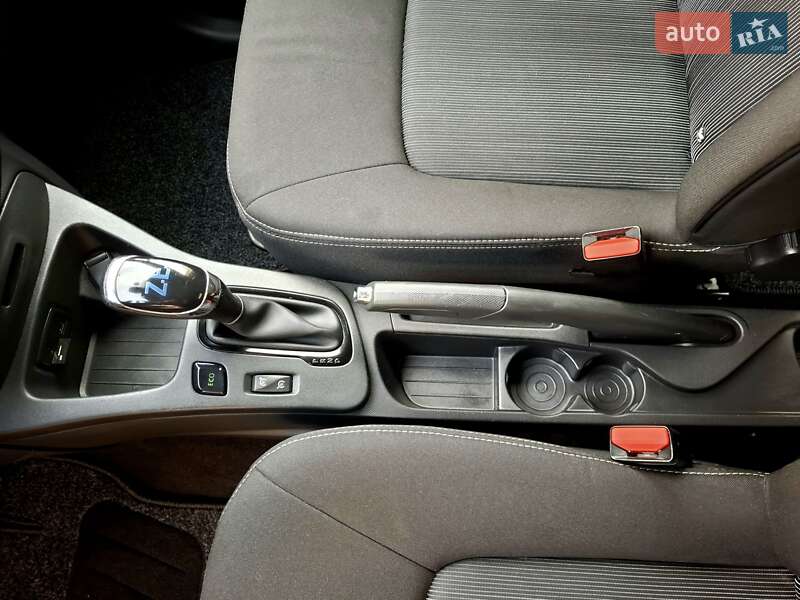 Хэтчбек Renault Zoe 2018 в Звягеле