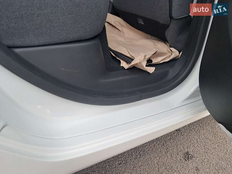 Хэтчбек Renault Zoe 2023 в Ровно фото 50 Хэтчбек Renault Zoe 2023 в Ровно