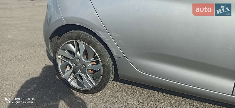 Хэтчбек Renault Zoe 2015 в Ковеле