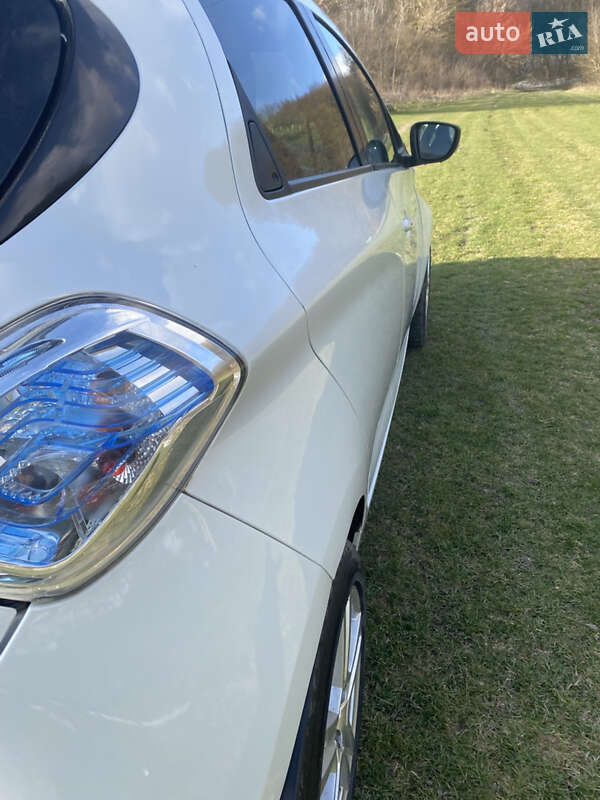 Хэтчбек Renault Zoe 2017 в Ровно
