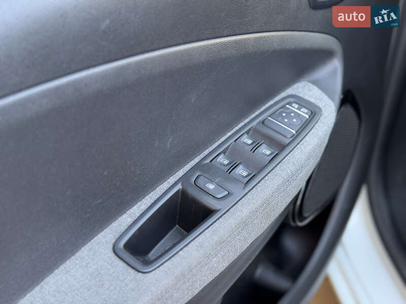 Хэтчбек Renault Zoe 2020 в Коломые