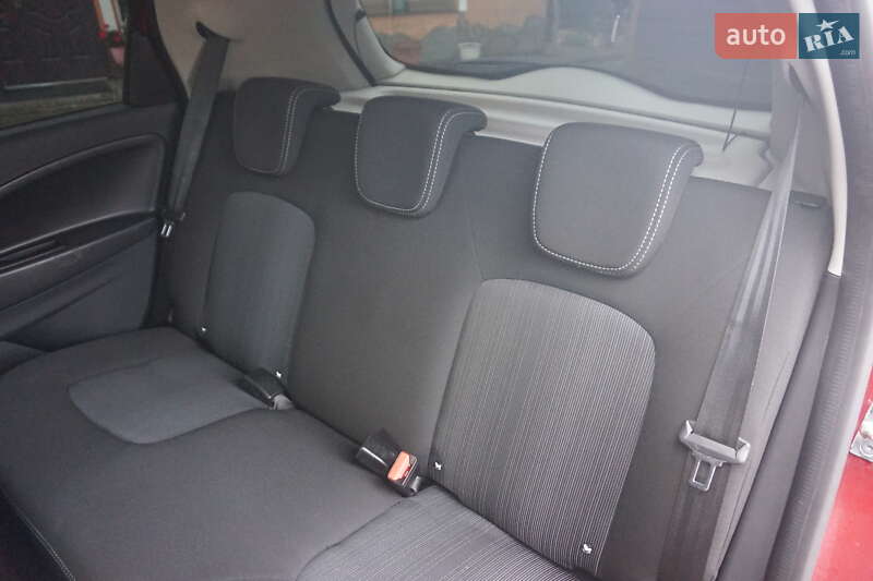 Хэтчбек Renault Zoe 2018 в Самборе фото 48 Хэтчбек Renault Zoe 2018 в Самборе