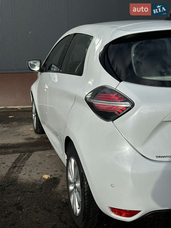 Хэтчбек Renault Zoe 2020 в Долине