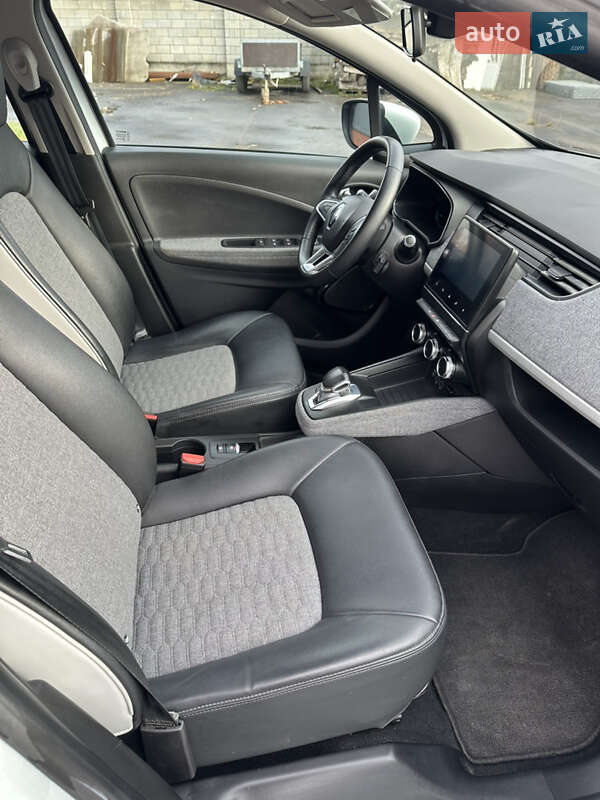 Хэтчбек Renault Zoe 2020 в Долине