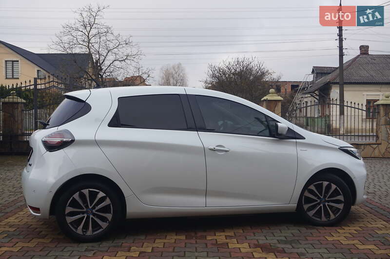 Хэтчбек Renault Zoe 2020 в Самборе