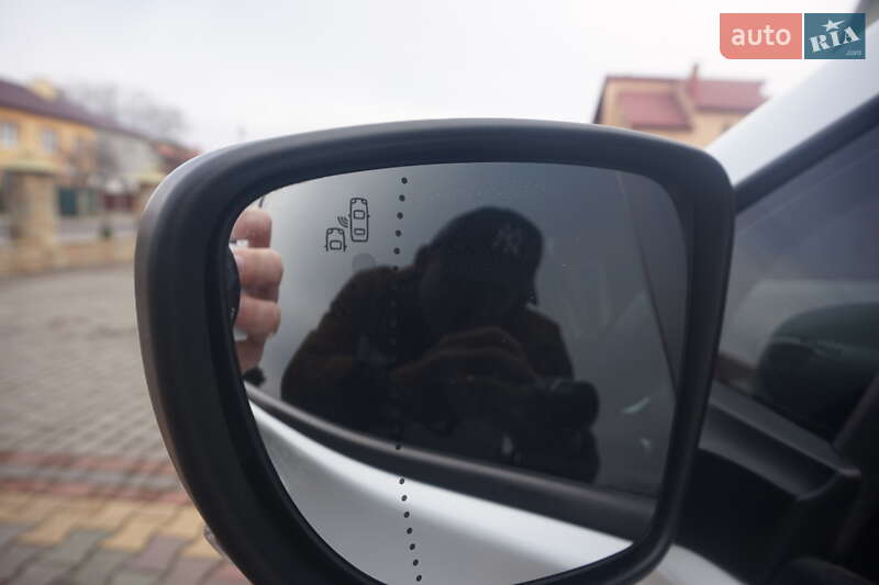 Хэтчбек Renault Zoe 2020 в Самборе