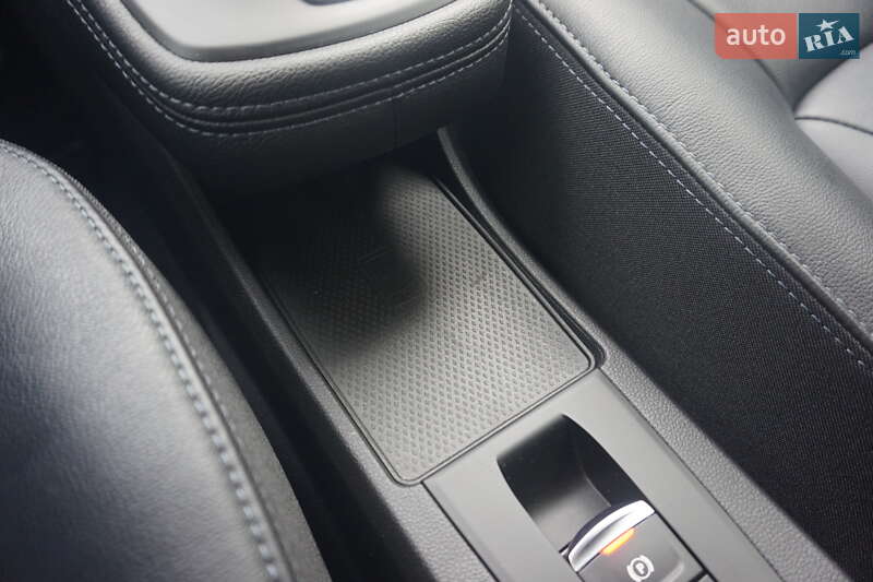 Хэтчбек Renault Zoe 2020 в Самборе