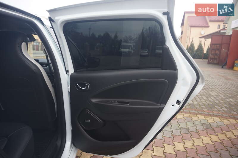 Хэтчбек Renault Zoe 2020 в Самборе