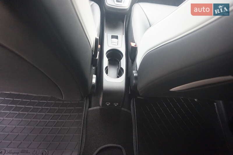 Хэтчбек Renault Zoe 2020 в Самборе