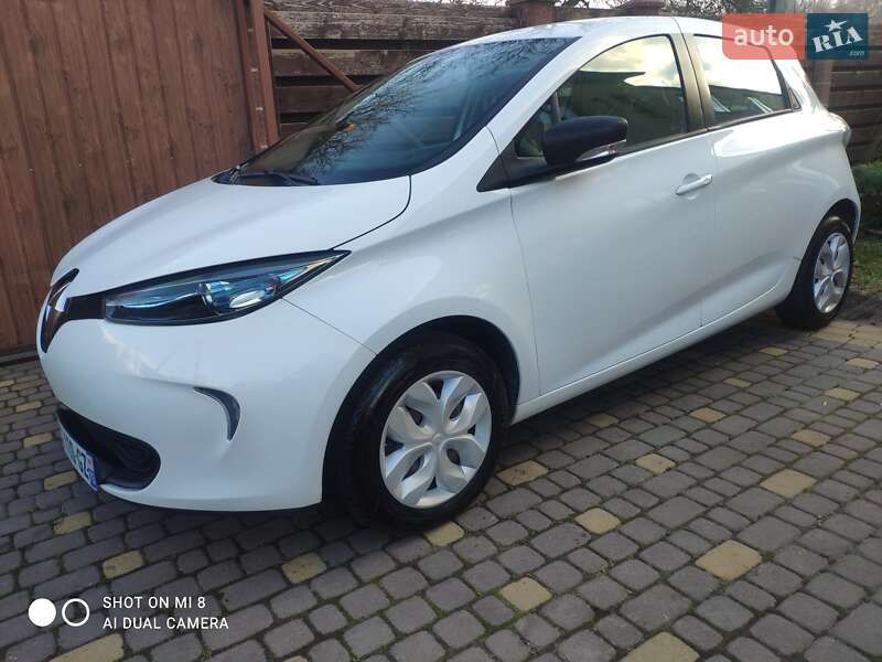 Хэтчбек Renault Zoe 2017 в Львове
