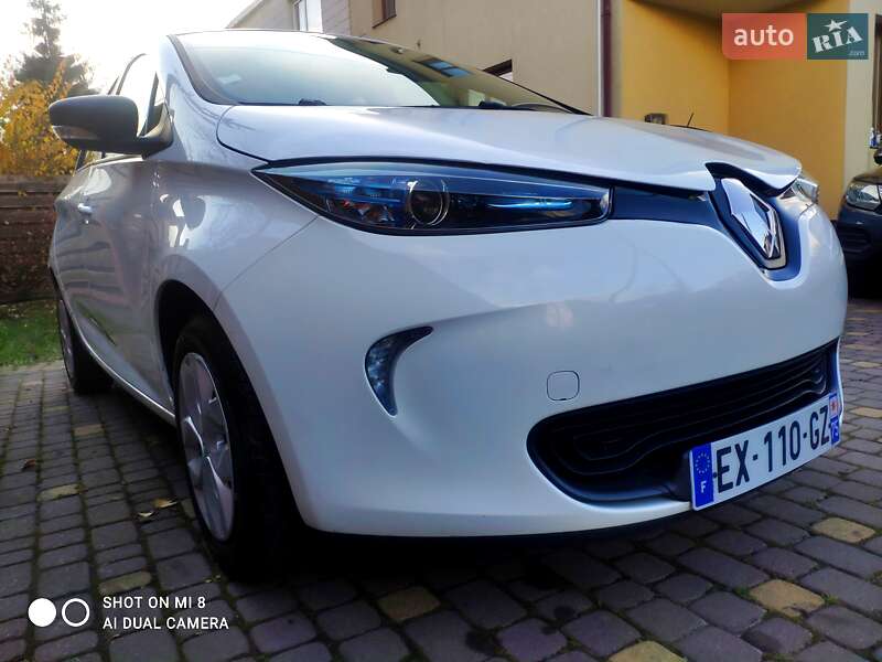 Хэтчбек Renault Zoe 2017 в Львове