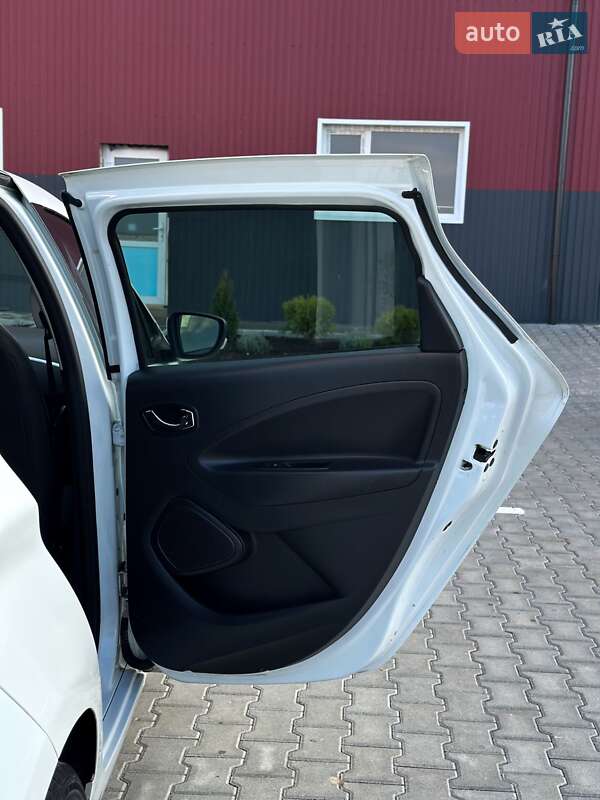 Хетчбек Renault Zoe 2017 в Дубні