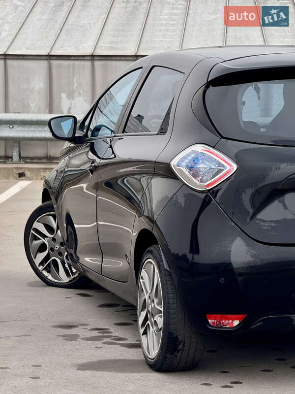 Хэтчбек Renault Zoe 2013 в Киеве фото 13 Хэтчбек Renault Zoe 2013 в Киеве