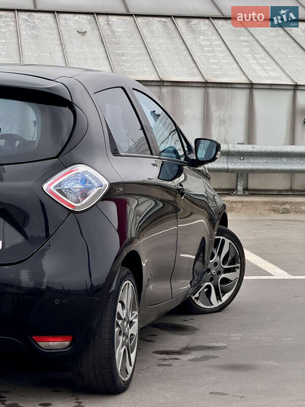 Хэтчбек Renault Zoe 2013 в Киеве фото 14 Хэтчбек Renault Zoe 2013 в Киеве