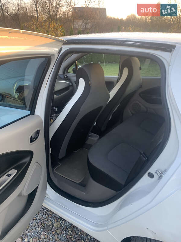 Хетчбек Renault Zoe 2016 в Львові фото 13 Хетчбек Renault Zoe 2016 в Львові